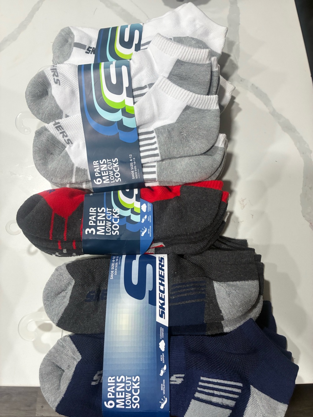 Skechers Men's Low-Cut Athletic Socks Pack - Gray, Red, Navy, White